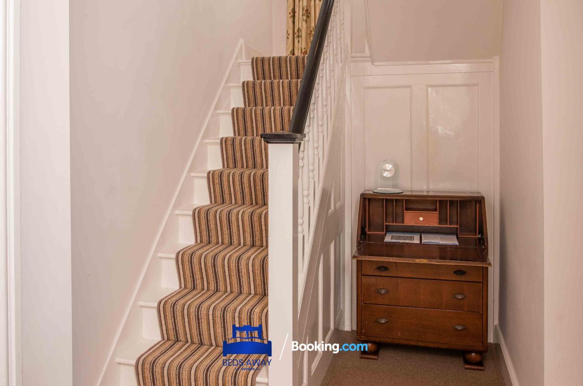Tolkien View House In By Beds Away Short Lets & Serviced With Outdoor Fireplace & Free Private Parking Casa vacanze Oxford